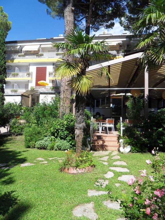 Hotel Abbazia Lignano Sabbiadoro Eksteriør bilde