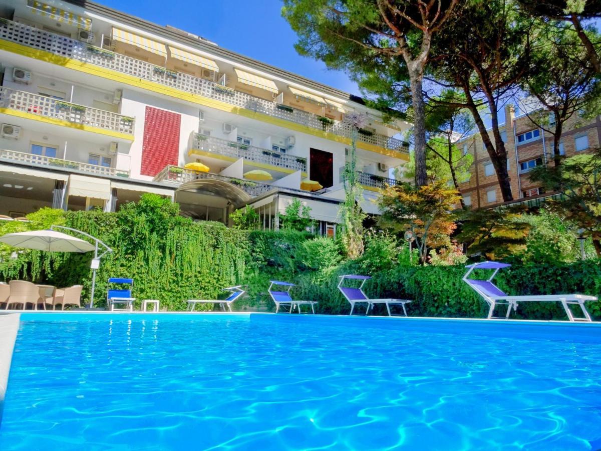 Hotel Abbazia Lignano Sabbiadoro Eksteriør bilde