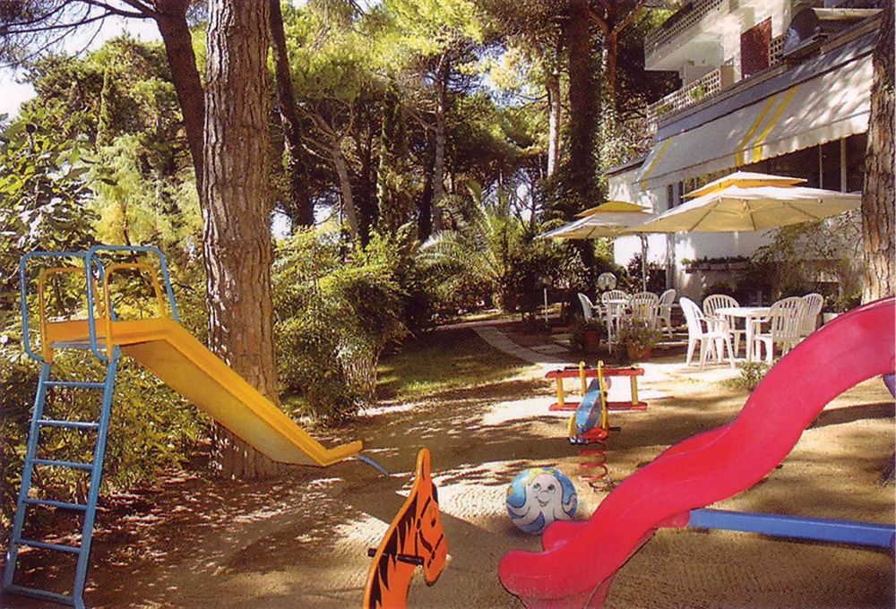 Hotel Abbazia Lignano Sabbiadoro Eksteriør bilde
