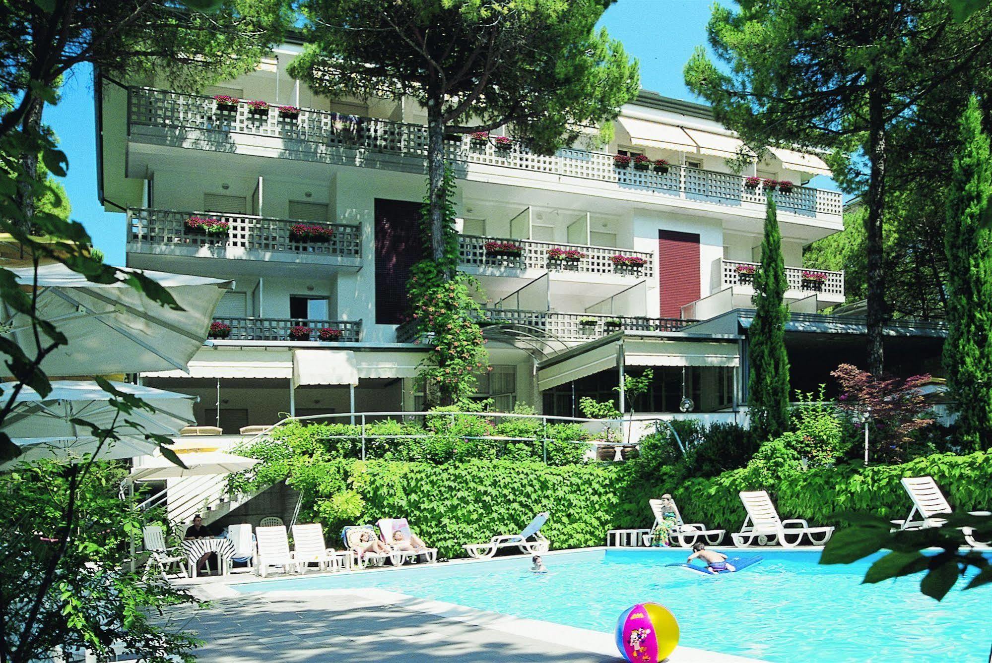 Hotel Abbazia Lignano Sabbiadoro Eksteriør bilde